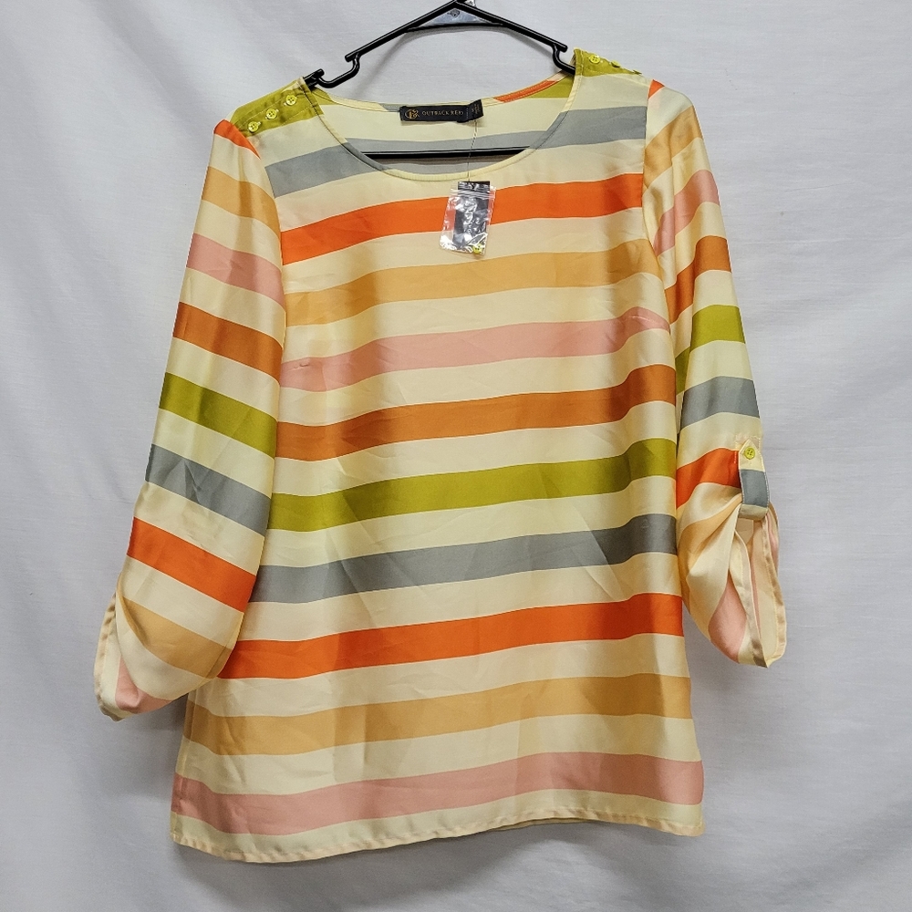 NWT Outback Red Top